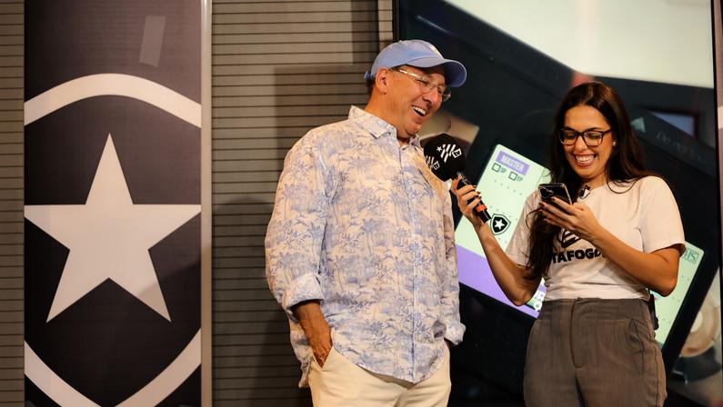 John Textor lidera buscas por novo técnico no Botafogo; fase de entrevistas ainda não começou