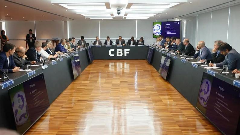 CBF vai colocar em pauta possível redução no número de rebaixados da Série A do Brasileiro