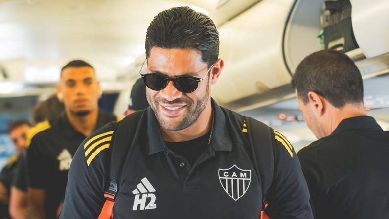 Jornalista reitera que Atlético-MG não quer negociar Hulk com clubes do Brasil, mas vê ‘mercado limitado’ no exterior