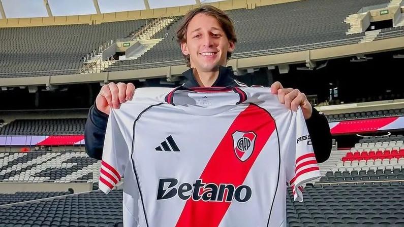 River Plate recusa proposta do Botafogo por Matías Galarza, ex-Vasco, diz jornalista