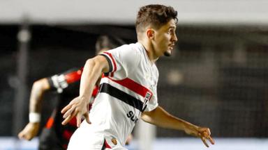 Botafogo está próximo de contratar Ferraresi, Pablo Maia e Rodriguinho em troca-empréstimo com São Paulo Botafogo está próximo de contratar Ferraresi, Pablo Maia e Rodriguinho em troca-empréstimo com São Paulo