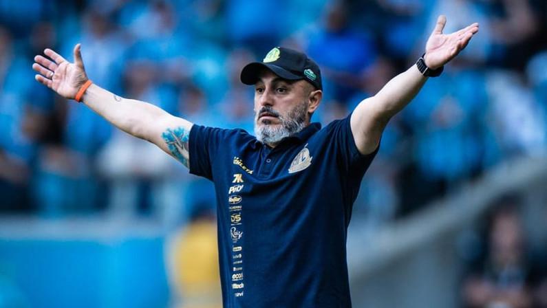 Procurado pelo Botafogo, Rafael Guanaes, do Mirassol, ‘não tem intenção de dar esse passo no momento’, diz jornalista