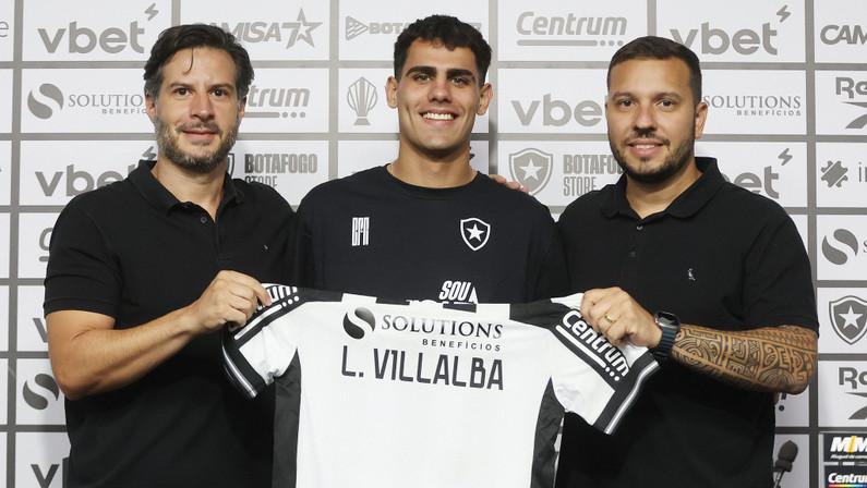 Dirigentes recebem Villalba e dão ‘spoiler’ sobre função que atacante pode exercer no Botafogo com Anselmi