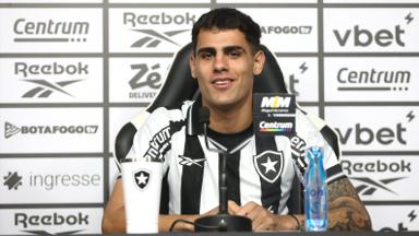 Com transfer ban, Botafogo pode emprestar Villalba para a Europa Com transfer ban, Botafogo pode emprestar Villalba para a Europa
