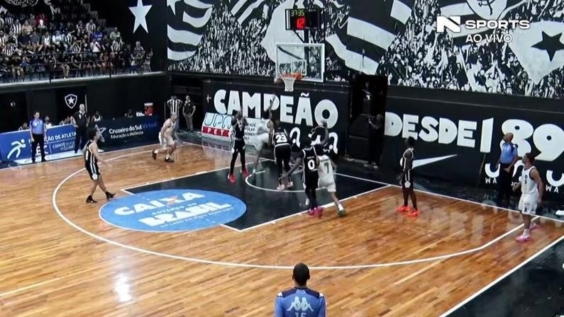 Botafogo leva virada no último minuto e perde para o Corinthians no NBB: 11ª derrota seguida