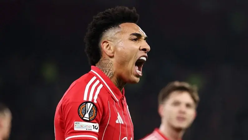 Igor Jesus marca dois e empilha gols no Nottingham Forest