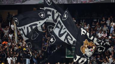 Organizada do Botafogo, Fúria Jovem é punida preventivamente por dois jogos Organizada do Botafogo, Fúria Jovem é punida preventivamente por dois jogos