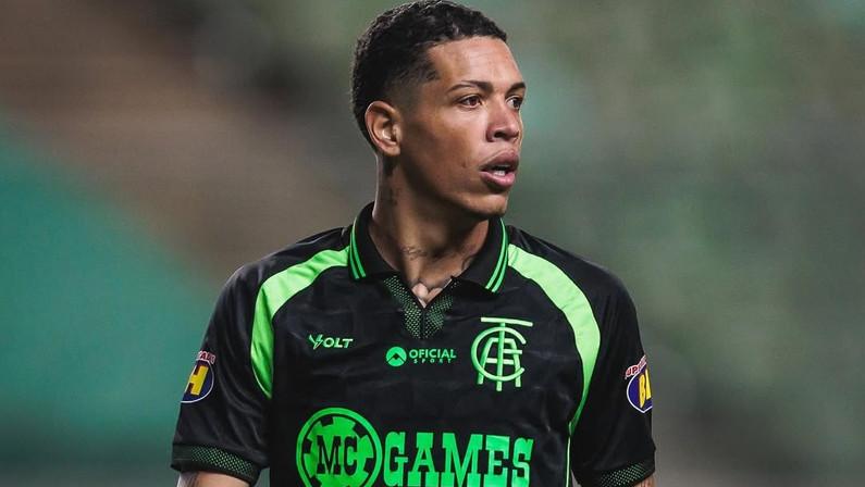 Corinthians entra na disputa por Kauã Diniz, antes próximo do Botafogo