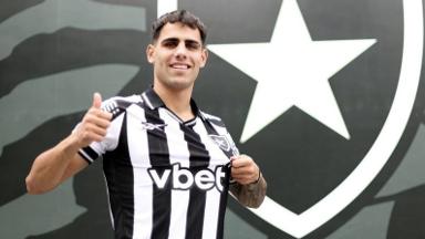 Sem transfer ban, Botafogo pode ter reforços contra Fluminense pelo Brasileiro Sem transfer ban, Botafogo pode ter reforços contra Fluminense pelo Brasileiro