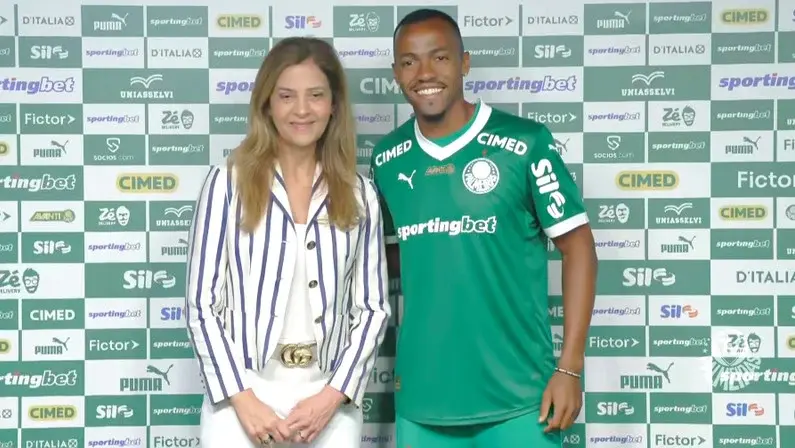 Marlon Freitas deixa Botafogo e é apresentado no Palmeiras