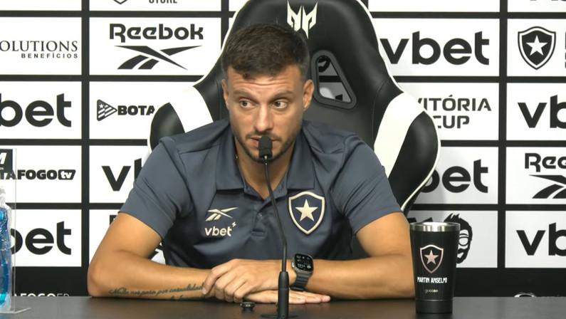 Anselmi destaca mais um jogo do Botafogo sem sofrer gols e diz: ‘Merecíamos fazer um de jogada trabalhada’