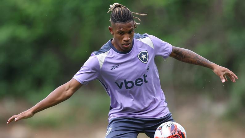 Danilo esteve ‘muito perto’ de trocar Botafogo pelo Palmeiras