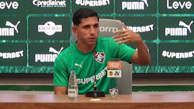 Savarino foca no Fluminense e evita polêmica após saída do Botafogo Savarino foca no Fluminense e evita polêmica após saída do Botafogo