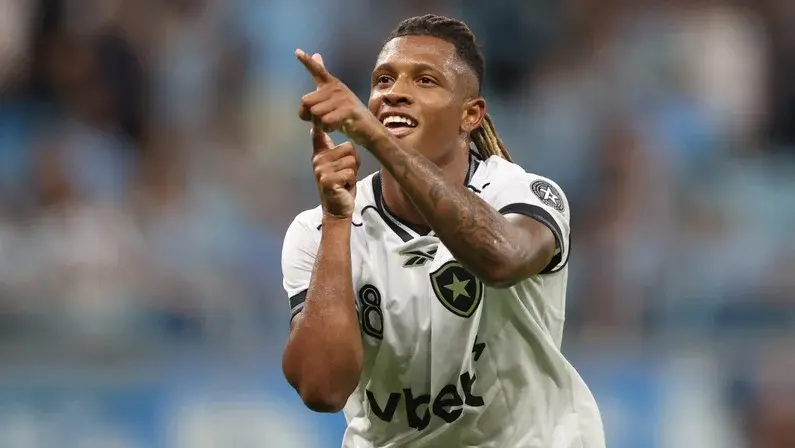 Danilo é forte candidato para a próxima convocação da seleção