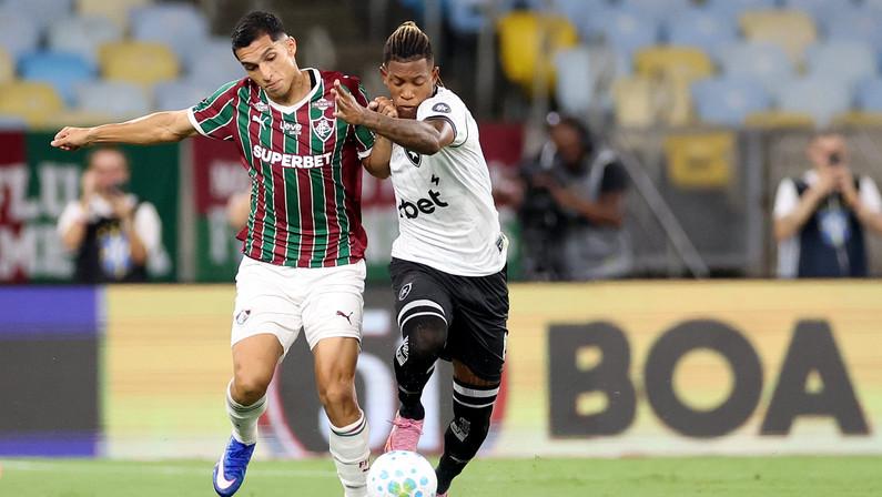 Danilo fará exames e é dúvida no Botafogo diante do Flamengo