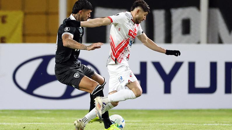 Botafogo encontra esperança no histórico de times de Potosí no Brasil