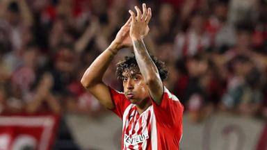 Medina se despede do Estudiantes e se prepara para assinar com o Botafogo Medina se despede do Estudiantes e se prepara para assinar com o Botafogo
