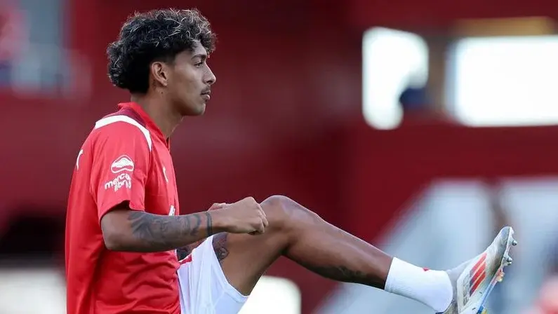 Cristian Medina chega ao Botafogo por empréstimo com opção de compra, diz jornalista