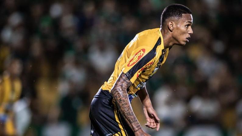 Fluminense desiste de Dantas e abre caminho para o Botafogo