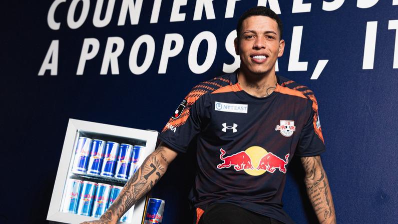 Quase reforço do Botafogo, Kauã Diniz é anunciado por clube do Japão