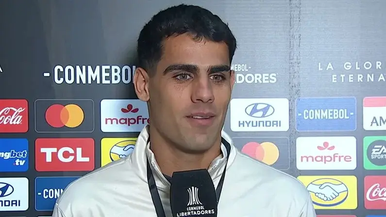 Lucas Villalba garante que Botafogo vai jogar de igual para igual contra o Nacional Potosí