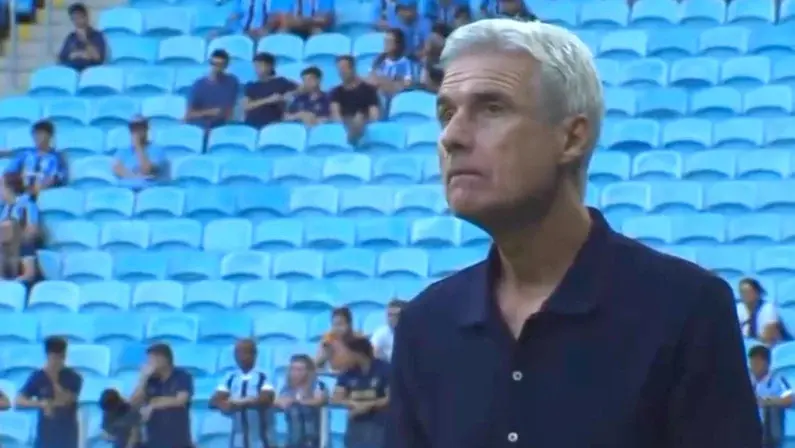 Botafogo reencontra Luís Castro, hoje técnico do Grêmio, pela primeira vez