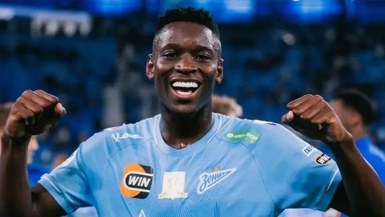 Luiz Henrique marca golaço e garante vitória do Zenit no retorno do Russo