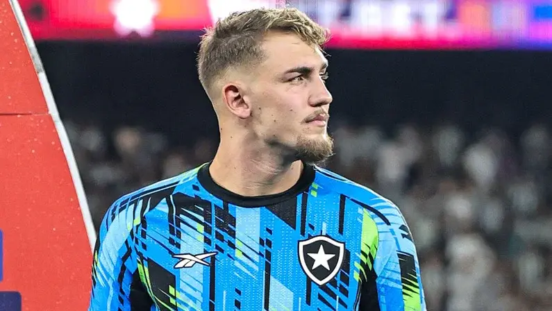 Léo Linck deve ser titular do Botafogo contra o Nacional Potosí pela Libertadores