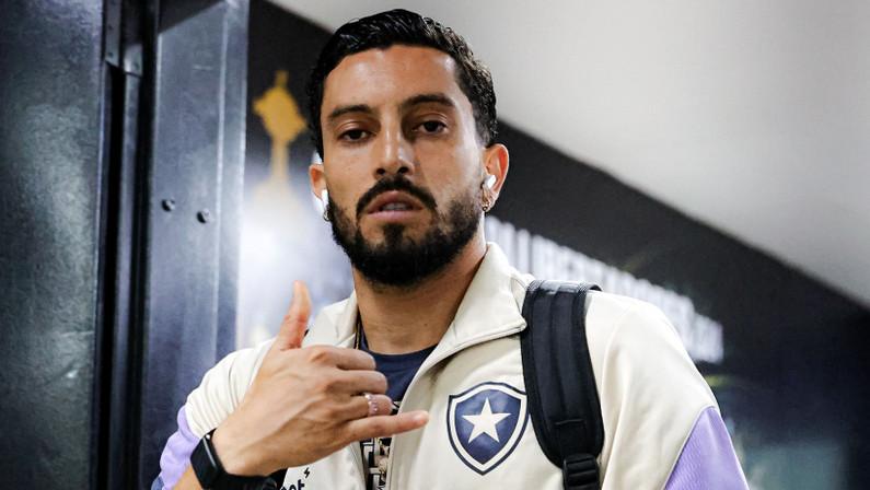 Alex Telles: 'Terça-feira é guerra' contra Barcelona-EQU na Libertadores