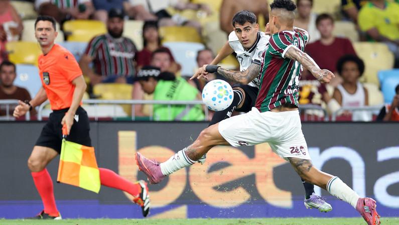 Eric Faria Alerta para Elenco Curto do Botafogo Após Derrota ao Fluminense