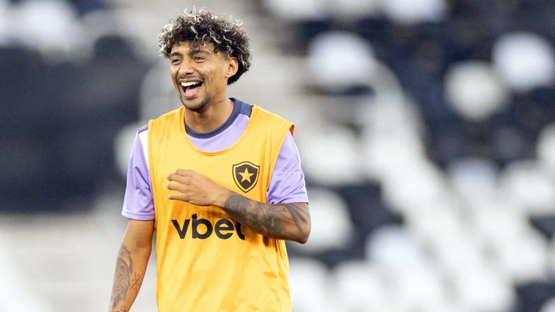Botafogo apresenta Cristian Medina nesta quinta-feira