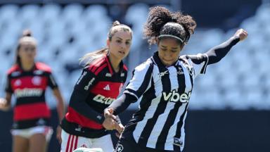 Botafogo cede empate ao Flamengo e adia sonho do título da Copa Rio Feminina Botafogo cede empate ao Flamengo e adia sonho do título da Copa Rio Feminina