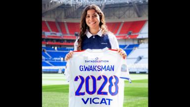 Giovanna Waksman, ex-Botafogo, assina com gigante europeu Lyon Giovanna Waksman, ex-Botafogo, assina com gigante europeu Lyon