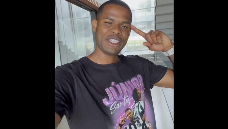 Júnior Santos manda recado para a torcida do Botafogo: 'Os caminhos me trazem de novo pra minha casa, onde sou feliz'
