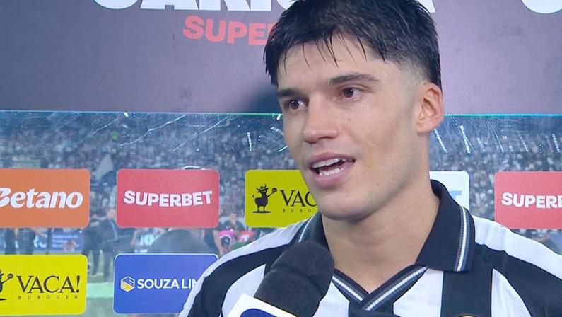 Correa celebra gol e 90 minutos em campo pelo Botafogo