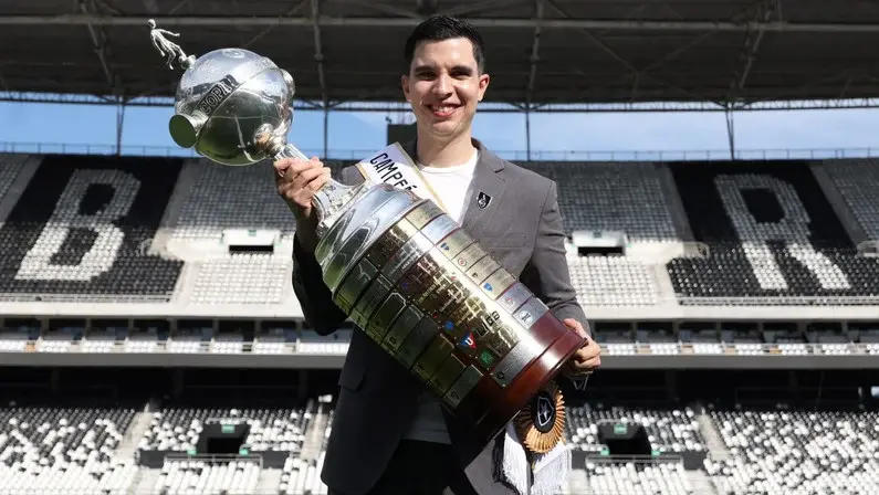 Vice executivo da SAF, Jonas Marmello anuncia saída do Botafogo
