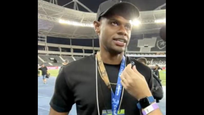 Júnior Santos cita passagem bíblica para comemorar Taça Rio pelo Botafogo: ‘Ser fiel no pouco que sobre o muito te colocarei’
