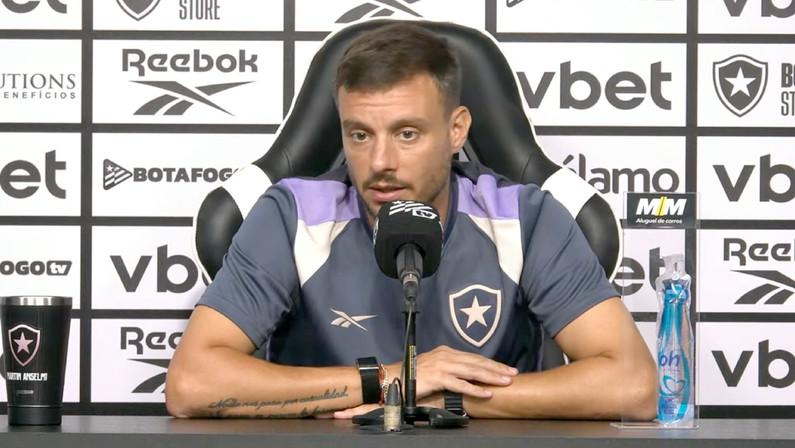 Técnico do Botafogo, Martín Anselmi valoriza título da Taça Rio