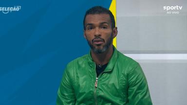 Richarlyson critica Botafogo: 'Preocupado com o time e tática de três zagueiros me dá arrepios' Richarlyson critica Botafogo: 'Preocupado com o time e tática de três zagueiros me dá arrepios'