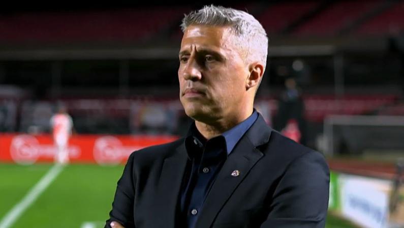 Botafogo e Cruzeiro procuram Hernán Crespo, afirma jornalista