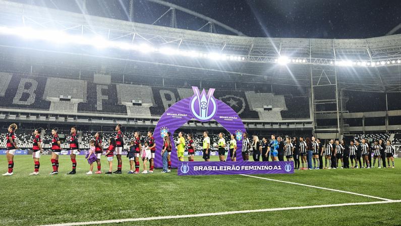CBF pune árbitras por ausências em Botafogo x Flamengo pelo Brasileiro Feminino