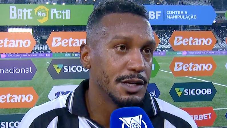Edenílson pede união e reação após derrota no clássico