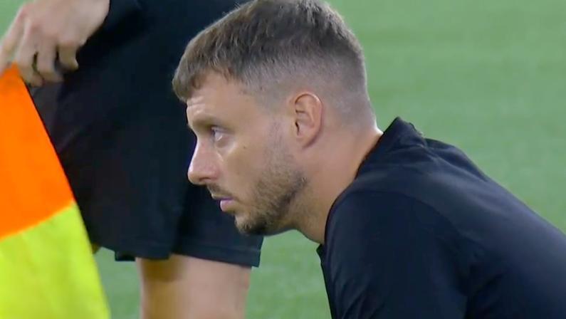 Anselmi balança no cargo após derrota do Botafogo no clássico