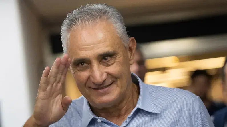 Botafogo encaminha acerto com Tite para comandar o time até 2028