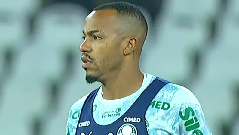 Vice do Botafogo revela bastidor de saída de Marlon Freitas para o Palmeiras e culpa John Textor: 'Isso a grande mídia não sabe'