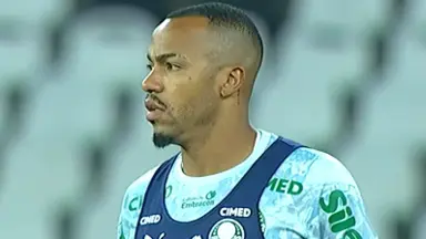 Vice do Botafogo revela bastidor de saída de Marlon Freitas para o Palmeiras e culpa John Textor: 'Isso a grande mídia não sabe' Vice do Botafogo revela bastidor de saída de Marlon Freitas para o Palmeiras e culpa John Textor: 'Isso a grande mídia não sabe'