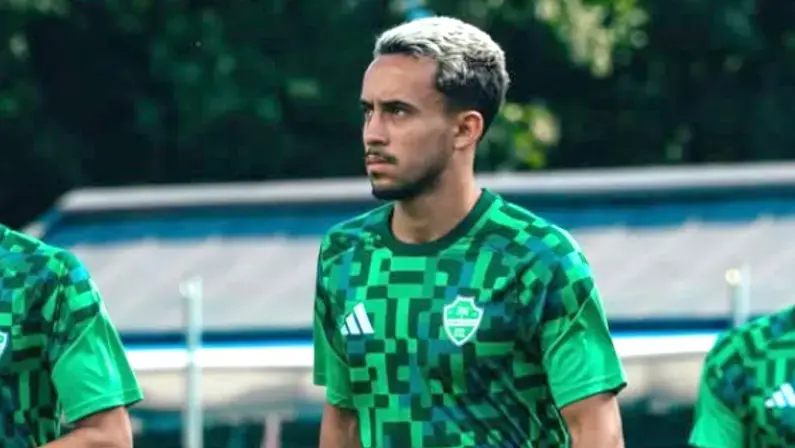 Empresários seguem tentando liberação de Matheus Gonçalves, alvo de Botafogo e Vasco; Al-Ahli faz jogo duro