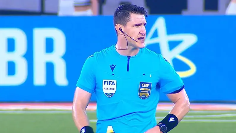 CBF escala Rafael Klein para apitar Palmeiras x Botafogo no Brasileirão