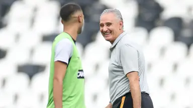 Tite testa Ziyech, Medina e Danilo Pereira como meia no Botafogo Tite testa Ziyech, Medina e Danilo Pereira como meia no Botafogo
