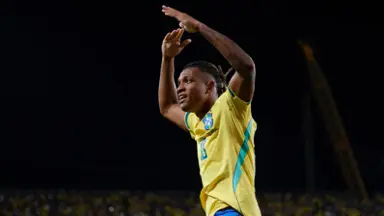 Danilo leva 'boa performance' para a Seleção e mira títulos no Botafogo: 'Vamos trabalhar para dar essa alegria' Danilo leva 'boa performance' para a Seleção e mira títulos no Botafogo: 'Vamos trabalhar para dar essa alegria'